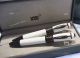 Best Mont blanc Daniel Defoe White Barrel Rollerball Pen Copy (2)_th.jpg